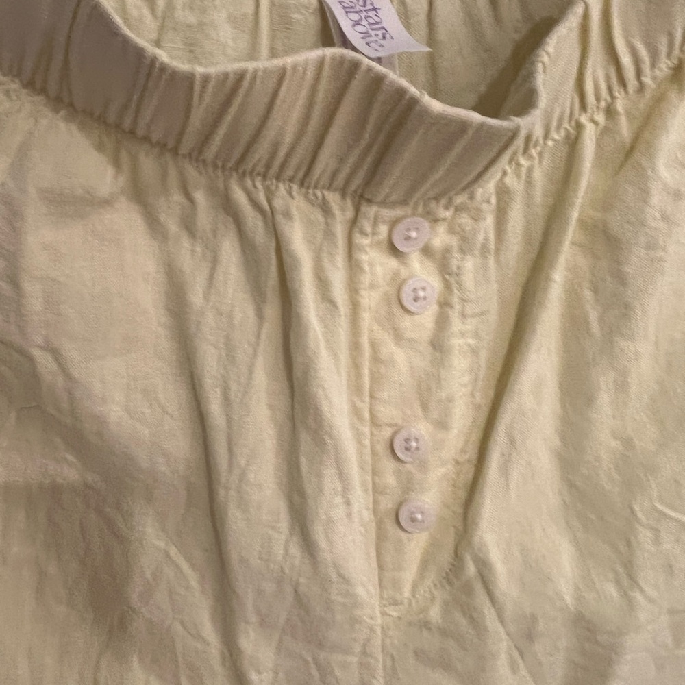 Stars above set pants and blouse - Picture 4 of 9